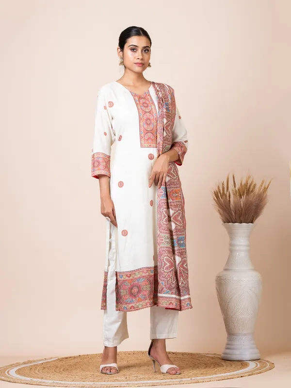 White_Muslin_Printed_Kurta_Set_For_Women