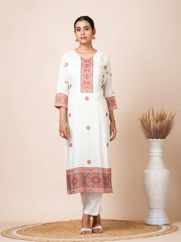 White_Muslin_Printed_Kurta_Set_For_Women