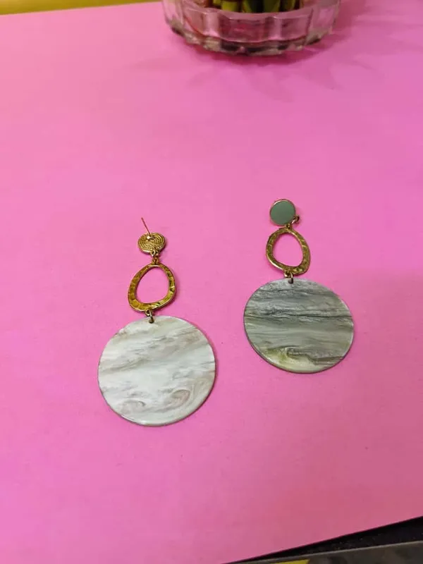 Peach_&_Gold_Round_Drop_Earrrings_For_Women