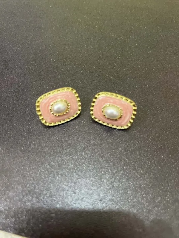 Pink_Gold_Pearl_Studs_Earrings_For_Women