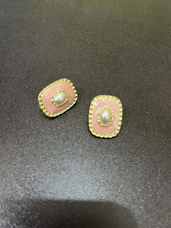 Pink_Gold_Pearl_Studs_Earrings_For_Women