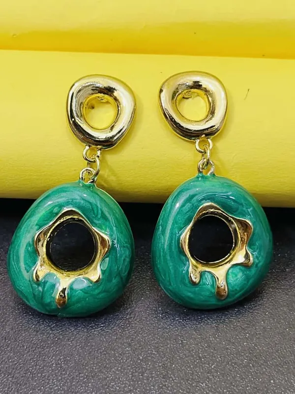 Green_Gold_Artistics_Hoops_Earrings_For_Women