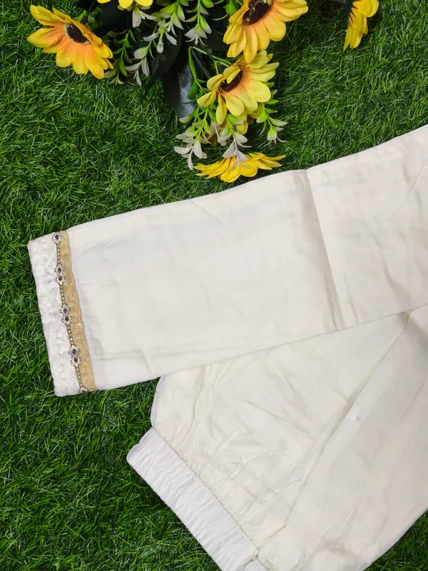White_Ruhani_Safed_Suit_Set_For_Women
