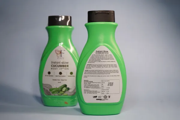 Body_Lotion_For_Moisturizing_Skin,_Prevents_Dryness,_Softens_And_Smoothens