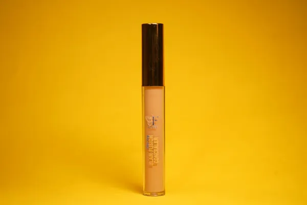 Liquid_Concealer_(Sunlit_Beige)_(Medium_Yellow)