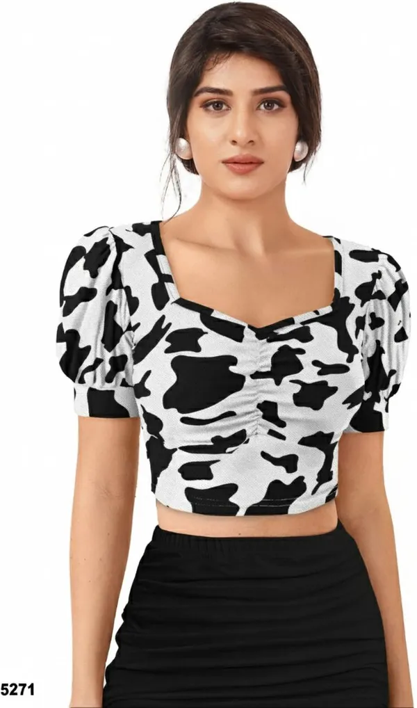 White_Animal_Print_Polyester_Sweetheart_Neck_Short_Sleeve_Crop_Top_For_Women