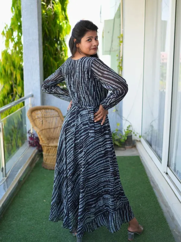Black_&_White_Premium_Georgette_Printed_Dress_For_Women