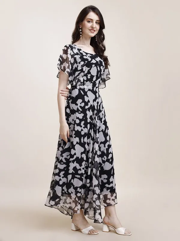 Grey_&_Black_Premium_Georgette_Printed_Dress_For_Women