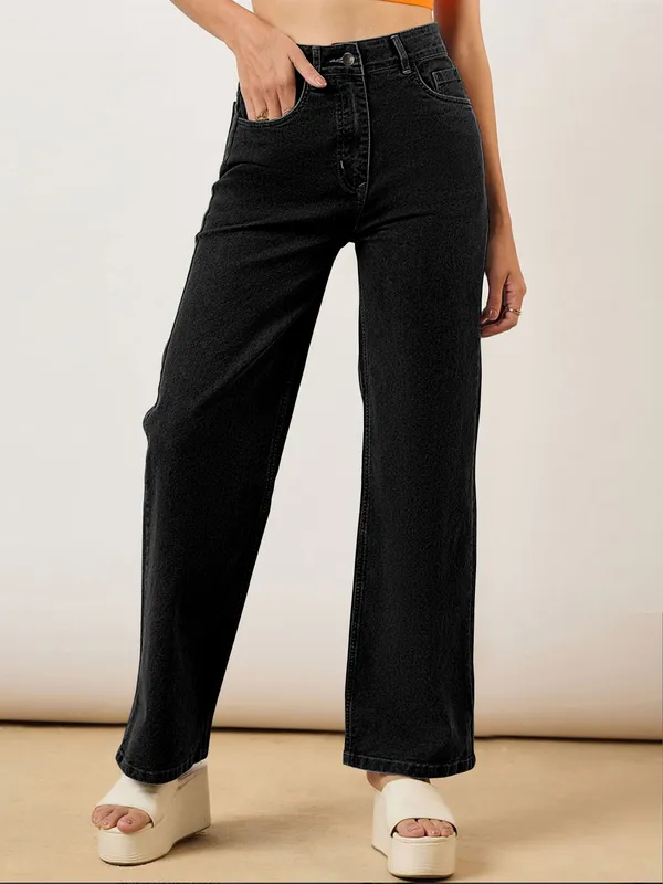 Black_Premium_Denim_Solid_Jeans_For_Women