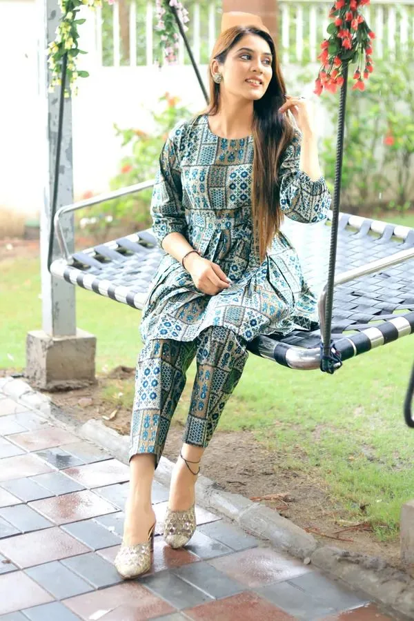 Green_Premium_Cotton_Blend_Printed_Co-Ords_For_Women