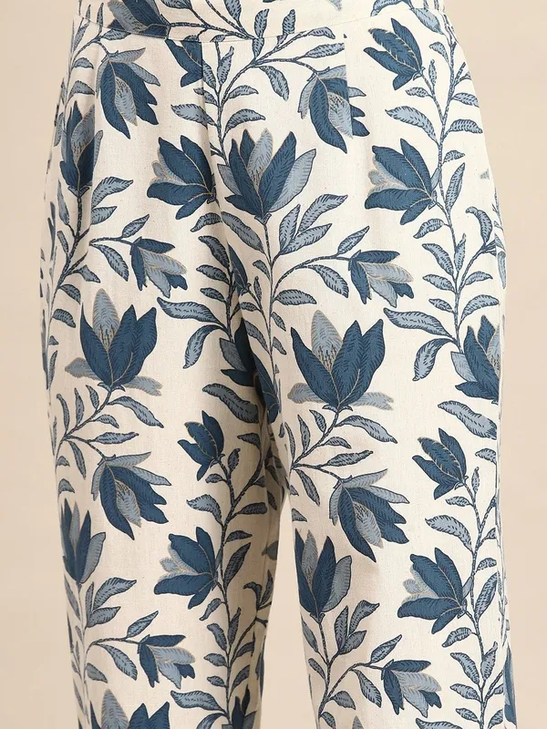 White_Premium_Cotton_Blend_Printed_Co-Ords_For_Women