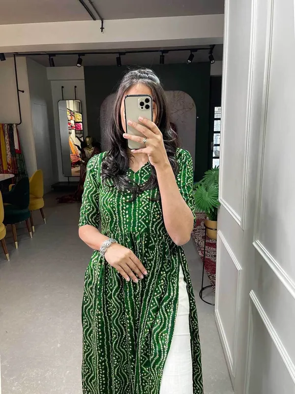 Green_Premium_Crepe_Bandhani_Kurta_For_Women