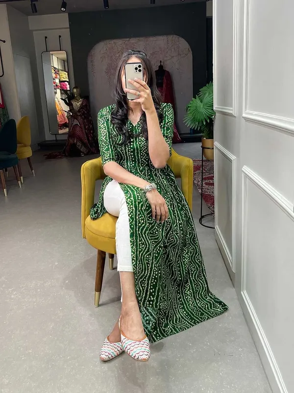Green_Premium_Crepe_Bandhani_Kurta_For_Women