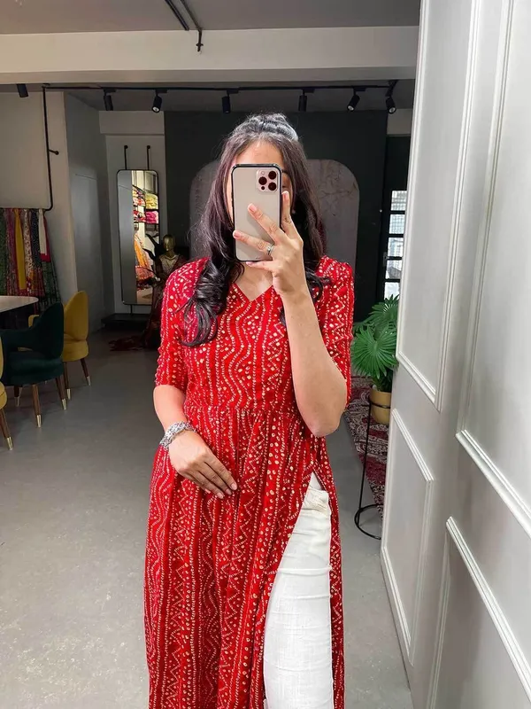 Red_Premium_Crepe_Bandhani_Kurta_For_Women
