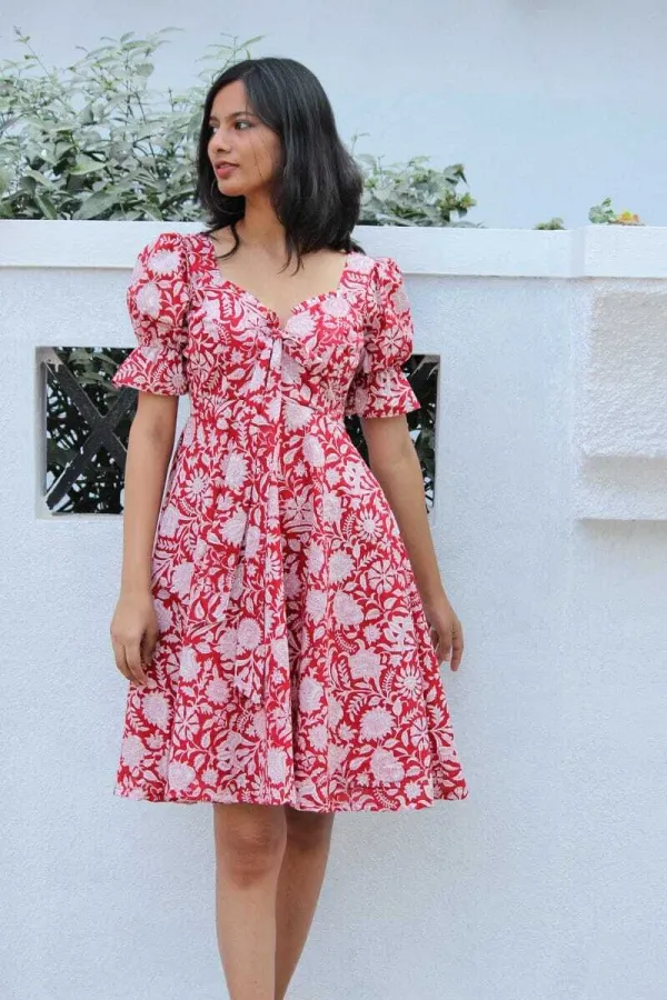 Red_Premium_Viscose_Rayon_Floral_Print_Dress_For_Women