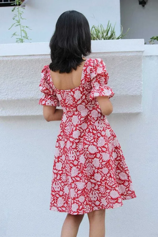 Red_Premium_Viscose_Rayon_Floral_Print_Dress_For_Women
