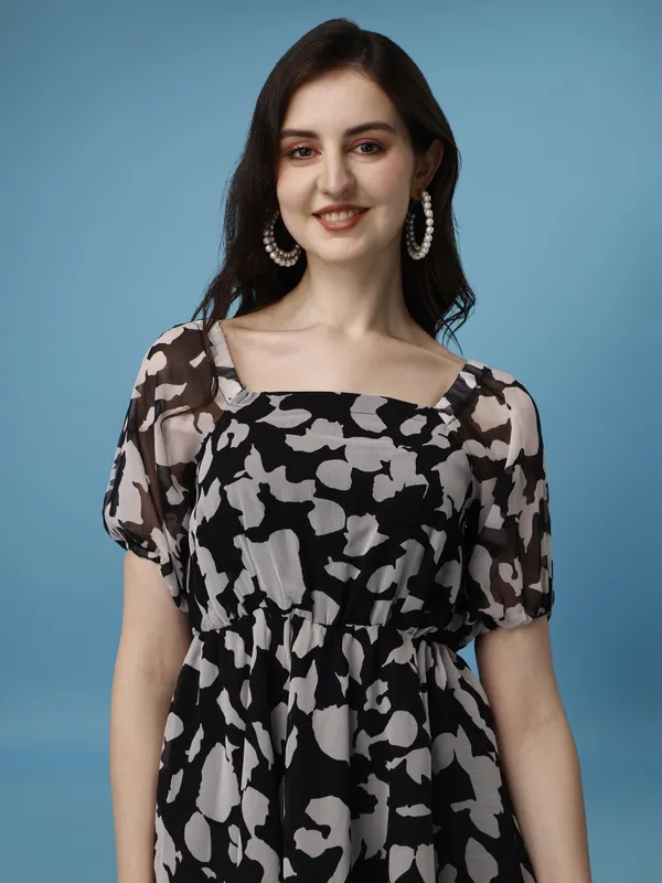 Black_&_Grey_Premium_Georgette_Printed_Dress_For_Women