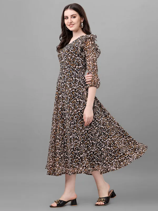 Black_&_White_&_Brown_Premium_Georgette_Printed_Dress_For_Women