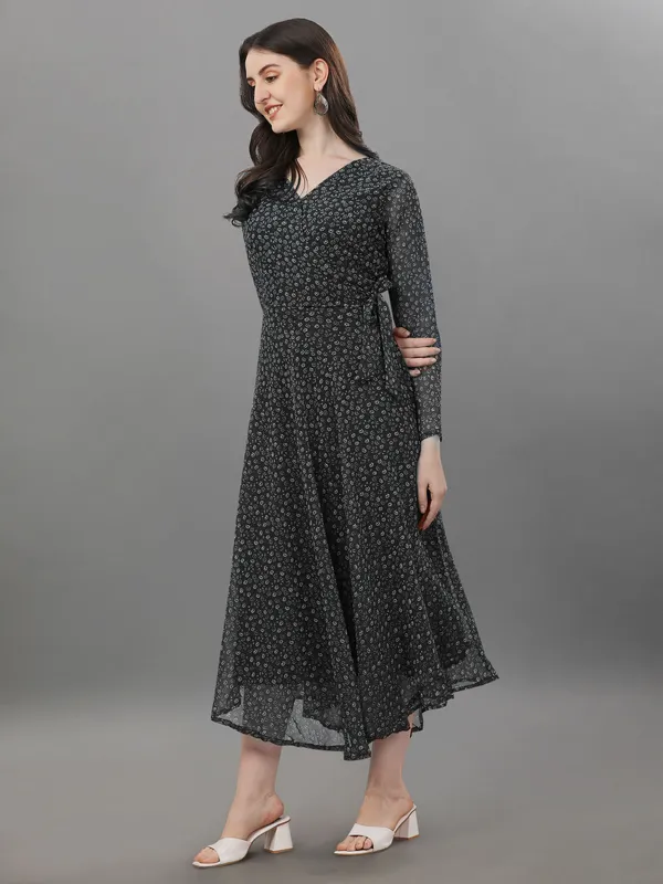 Black_&_White_Premium_Georgette_Printed_Dress_For_Women