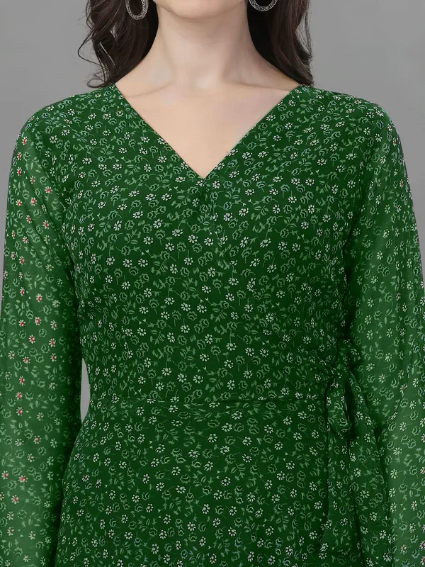 Green_&_White_Premium_Georgette_Printed_Dress_For_Women