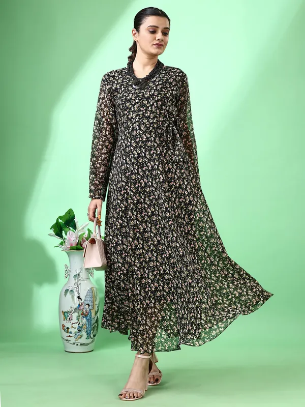 Black_Premium_Georgette_Printed_Dress_For_Women