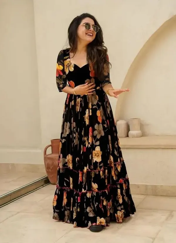 Black_Premium_Viscose_Rayon_Floral_Print_Anarkali_For_Women