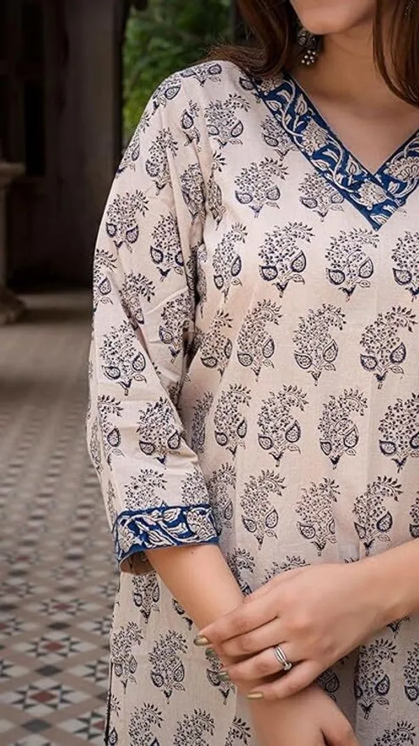 White_Premium_Viscose_Rayon_Printed_Tunic_For_Women