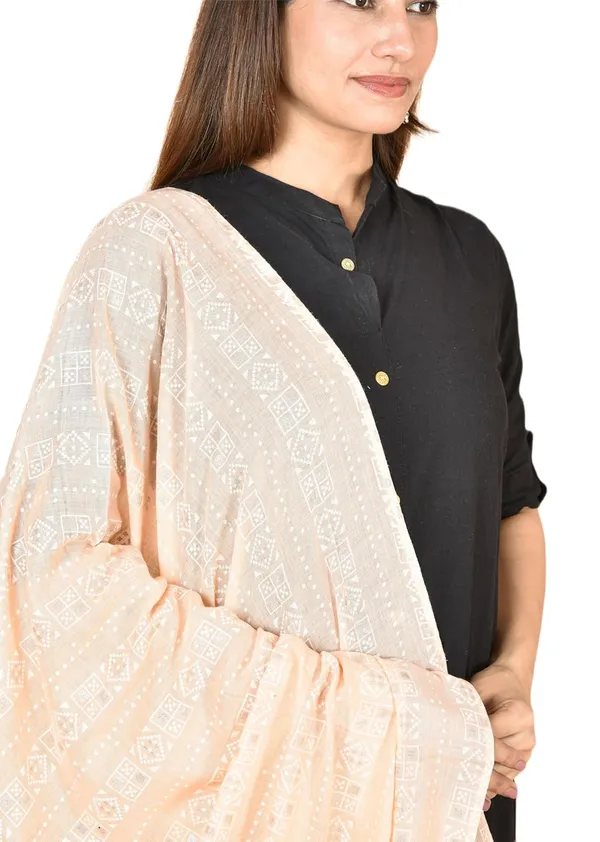 Blush_Peach_Cotton_Feel_Zari_Dupatta_2.25_Meter_Printed_Soft_Breathable_Chunni_Shawl_With_Piku_Lace_Premium_Dupatta_For_Summer_Wear