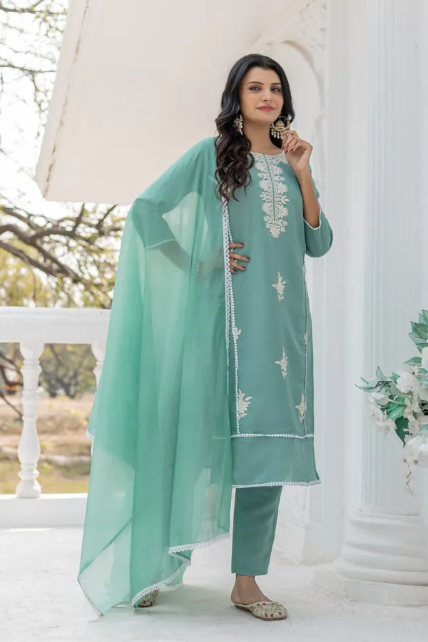 ELEGANT_STRAIGHT_KURTI_PANT_DUPATTA_SET
