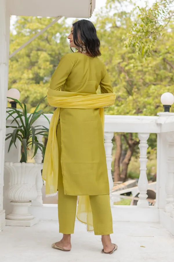 ELEGANT_STRAIGHT_KURATI_DUPATTA_SET