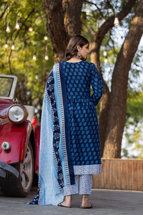 ELEGANT_STRAIGHT_KURATI_DUPATTA_SET