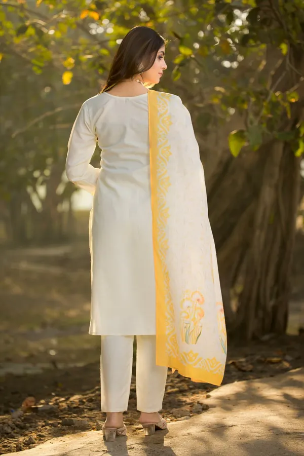 ELEGANT_STRAIGHT_KURATI_DUPATTA_SET