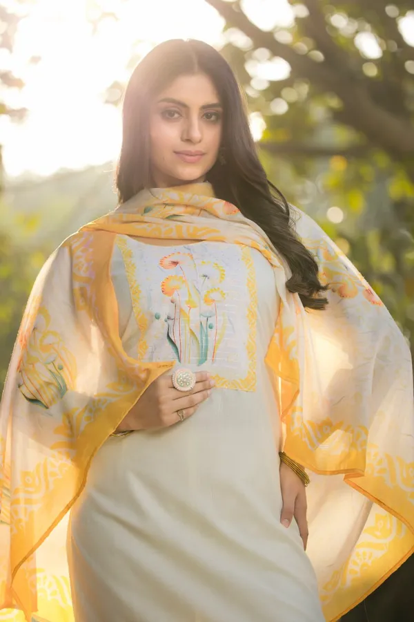 ELEGANT_STRAIGHT_KURATI_DUPATTA_SET