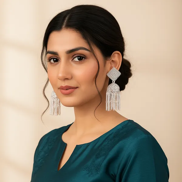 Silver_Noor_Jhalar_Chandeliers_Earrings