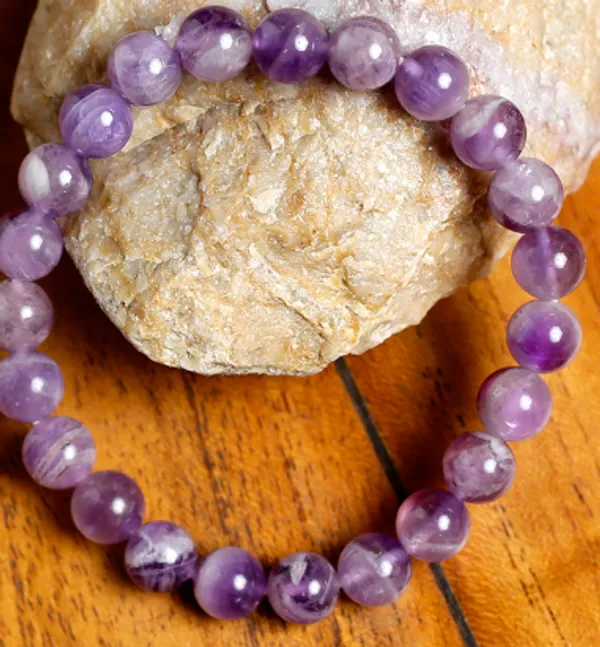 Purple_Crystal_Premium_&_Elegant_Amethyst_Bracelet_For_Unisex