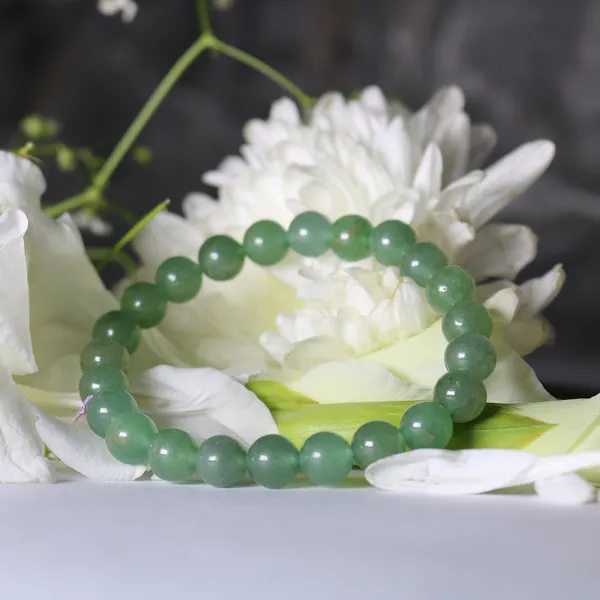 Green_Crystal_Premium_&_Elegant_Green_Jade_Bracelet_For_Unisex