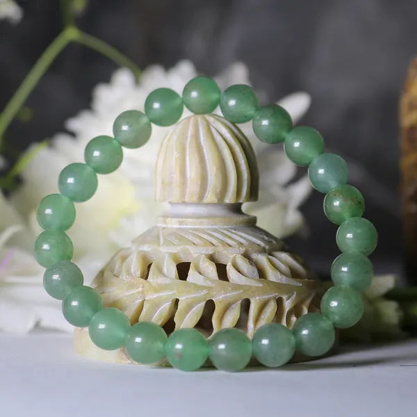 Green_Crystal_Premium_&_Elegant_Green_Jade_Bracelet_For_Unisex