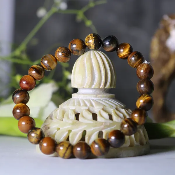 Golden_And_Black_Crystal_Premium_&_Elegant_Tiger_Eye_Bracelet_For_Unisex
