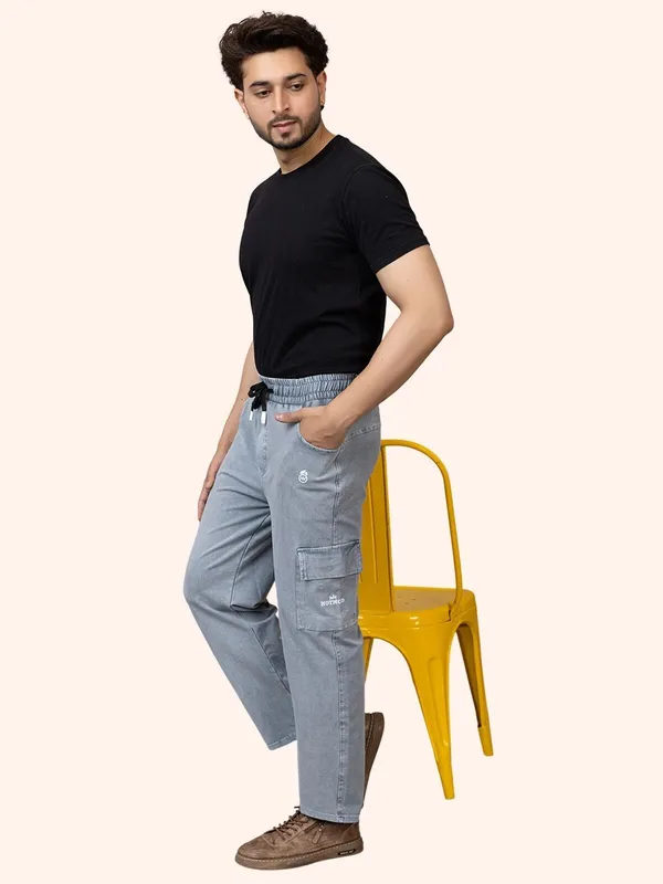 Grey_Cotton_Cargos_For_Men