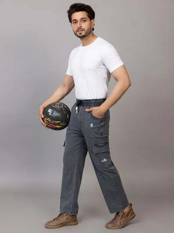 Grey_Cotton_Cargos_For_Men
