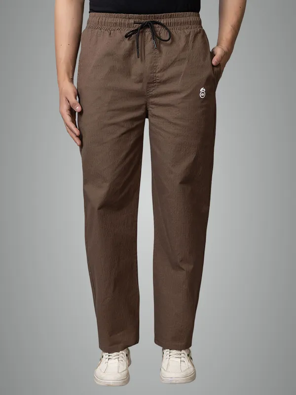 Brown_Cotton_Blend_Solid_Track_Pants_For_Men