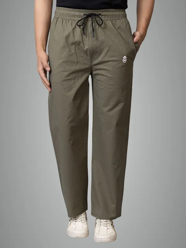 Olive_Cotton_Blend_Solid_Track_Pants_For_Men