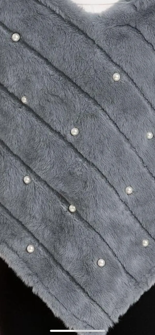 Grey_Velvet_Poncho_For_Girls