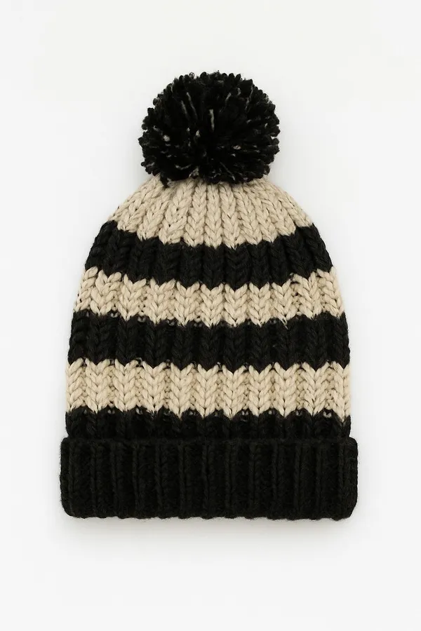Black_&_White_Woolen_Printed_Sports/Regular_Cap_For_Men_&_Women