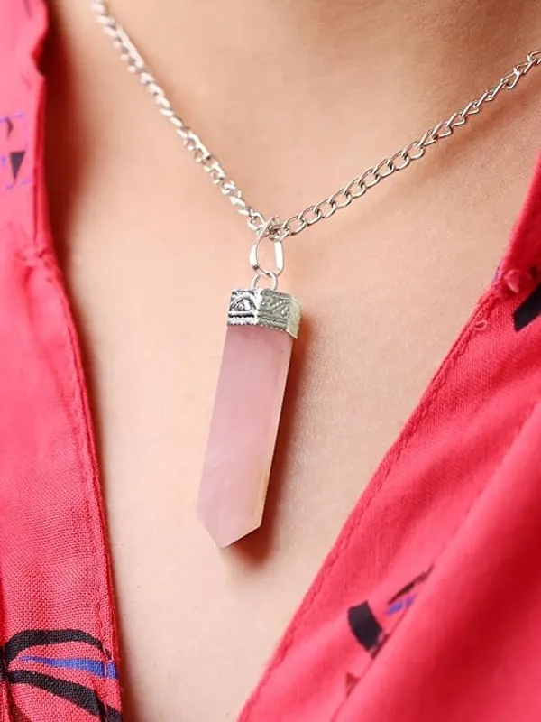Pink_Natural_Rose_Quartz_Stone_Pencil_Pendant_For_Unisex