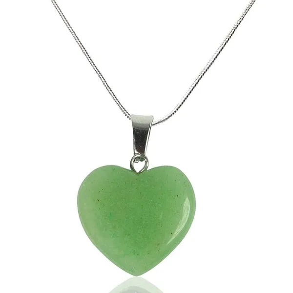 Green_Aventurine_Stone_Heart_Shape_Pendant_For_Unisex