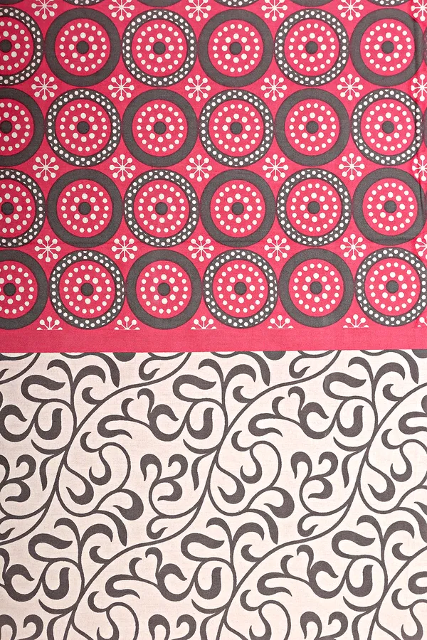 Classic_Pink_Printed_Bedsheet_for_Everyday_Comfort