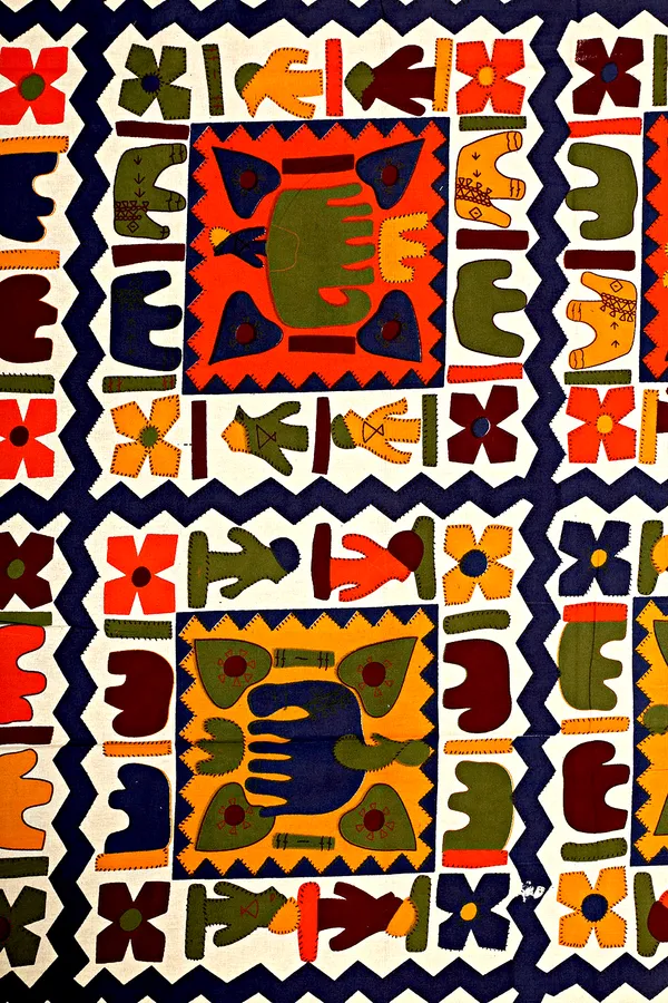 Colorful_Elephant_Print_Cotton_Bedsheet_Set