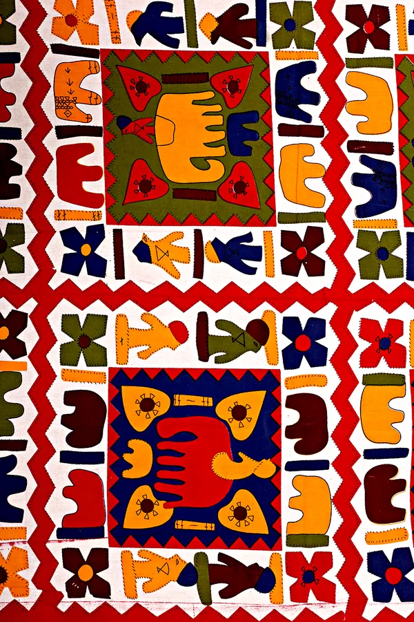 Multicolor_Elephant_Print_Bedsheet_Set_with_Pillow_Covers_for_Double_Bed