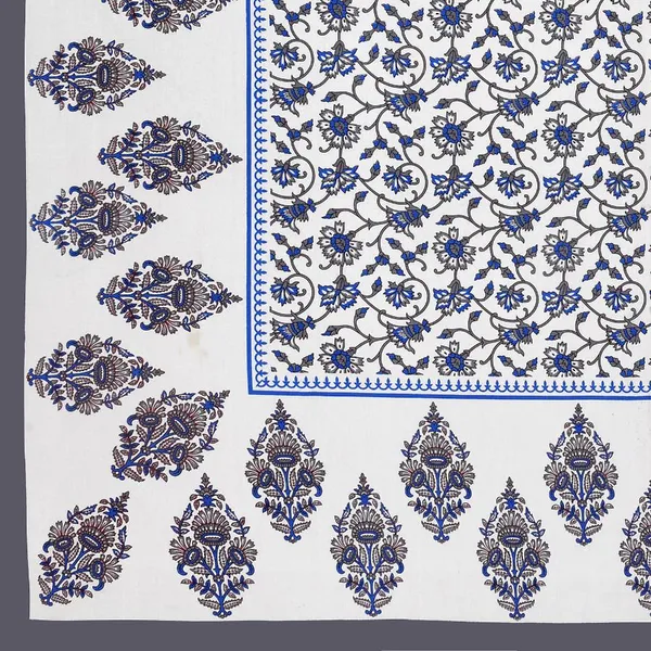 Brighten_Your_Bedroom_with_This_Elegant_Floral_Cotton_Bedsheet_Set